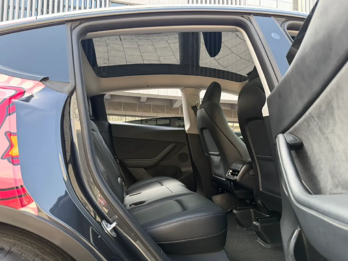 2024 Iveco OuSheng BEV 77.28KWH,autocango,china used car exporter,china ev exporter,chinese used car exporter,chinese used ev exporter