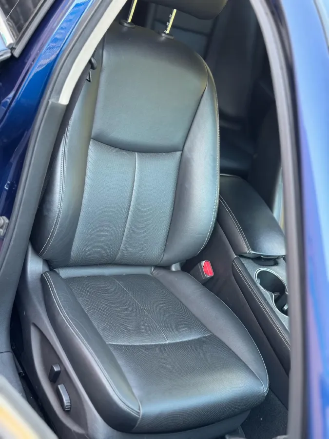 2018 Jeep Grand Commander 2.0T 265HP L4 9AT,autocango,china used car exporter,china ev exporter,chinese used car exporter,chinese used ev exporter