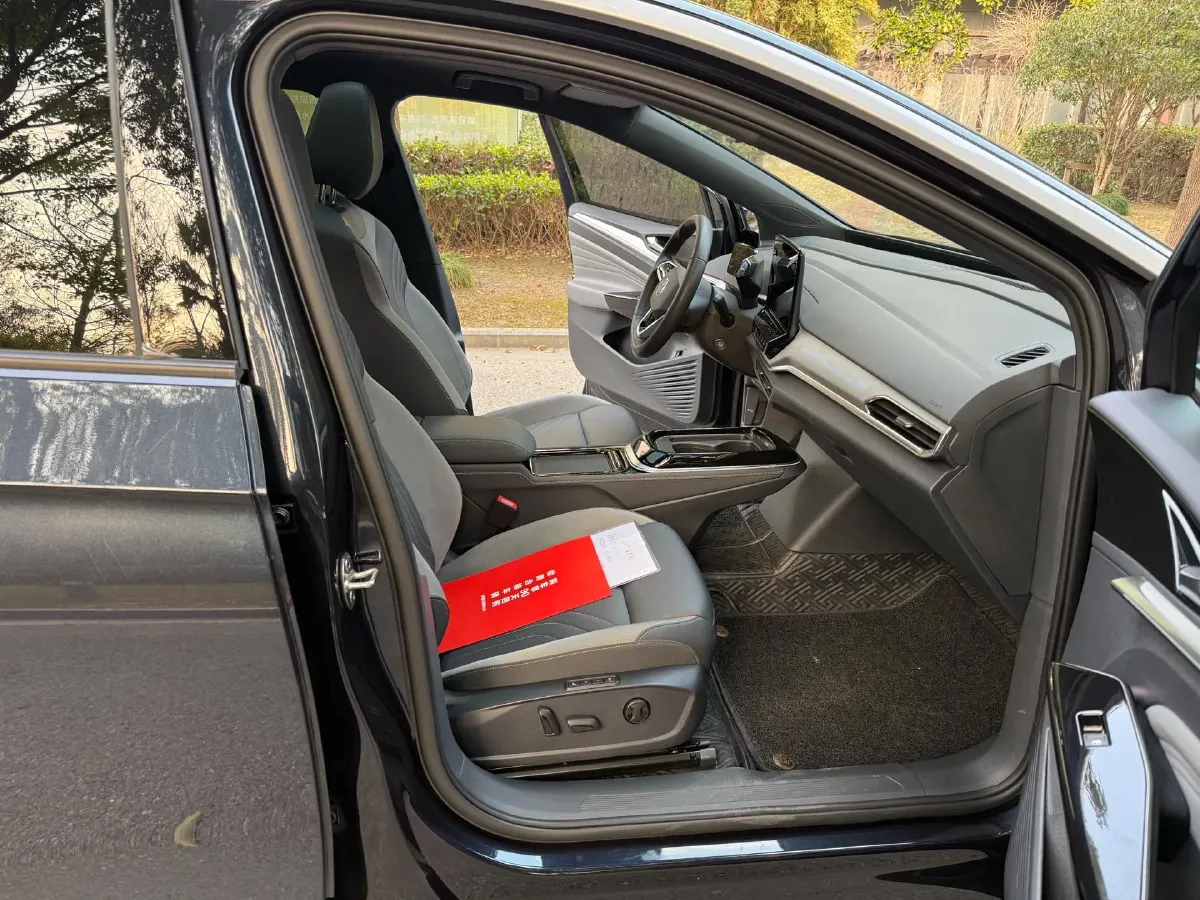 2021 Volkswagen ID.4 Crozz BEV 84.8KWH,autocango,china used car exporter,china ev exporter,chinese used car exporter,chinese used ev exporter