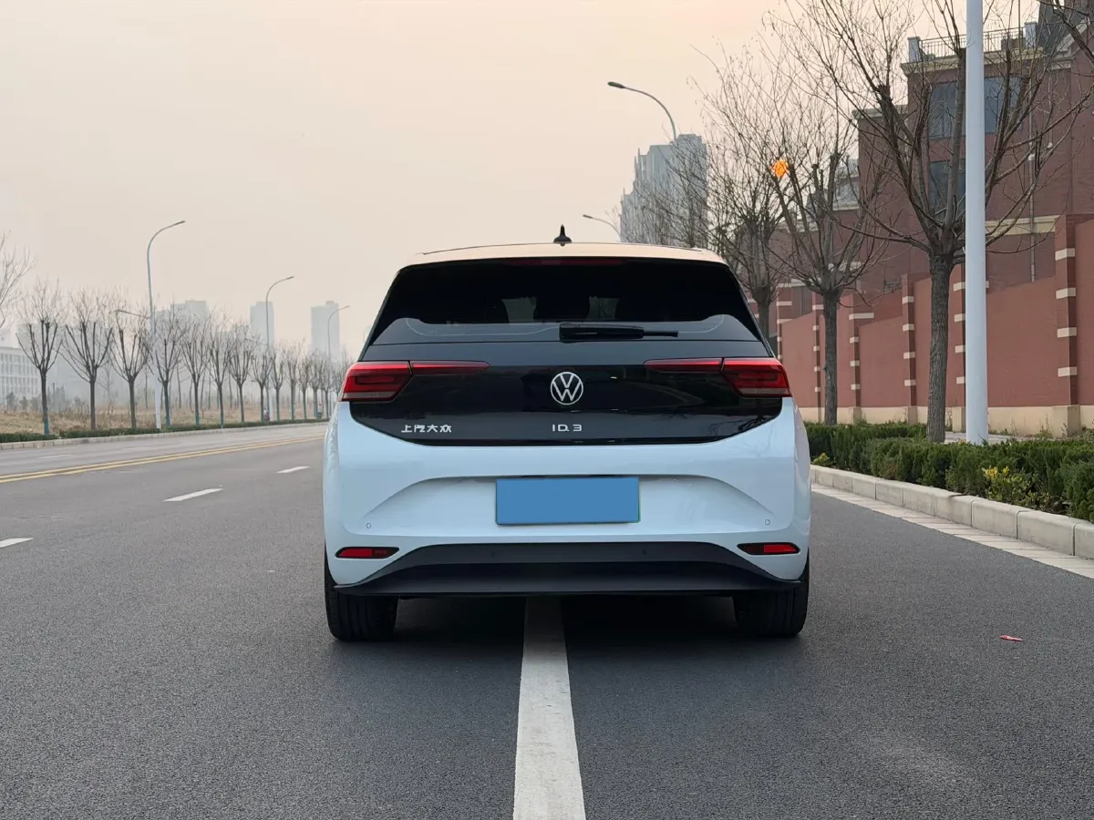 2022 Volkswagen ID.3 BEV 57.3KWH,autocango,china used car exporter,china ev exporter,chinese used car exporter,chinese used ev exporter