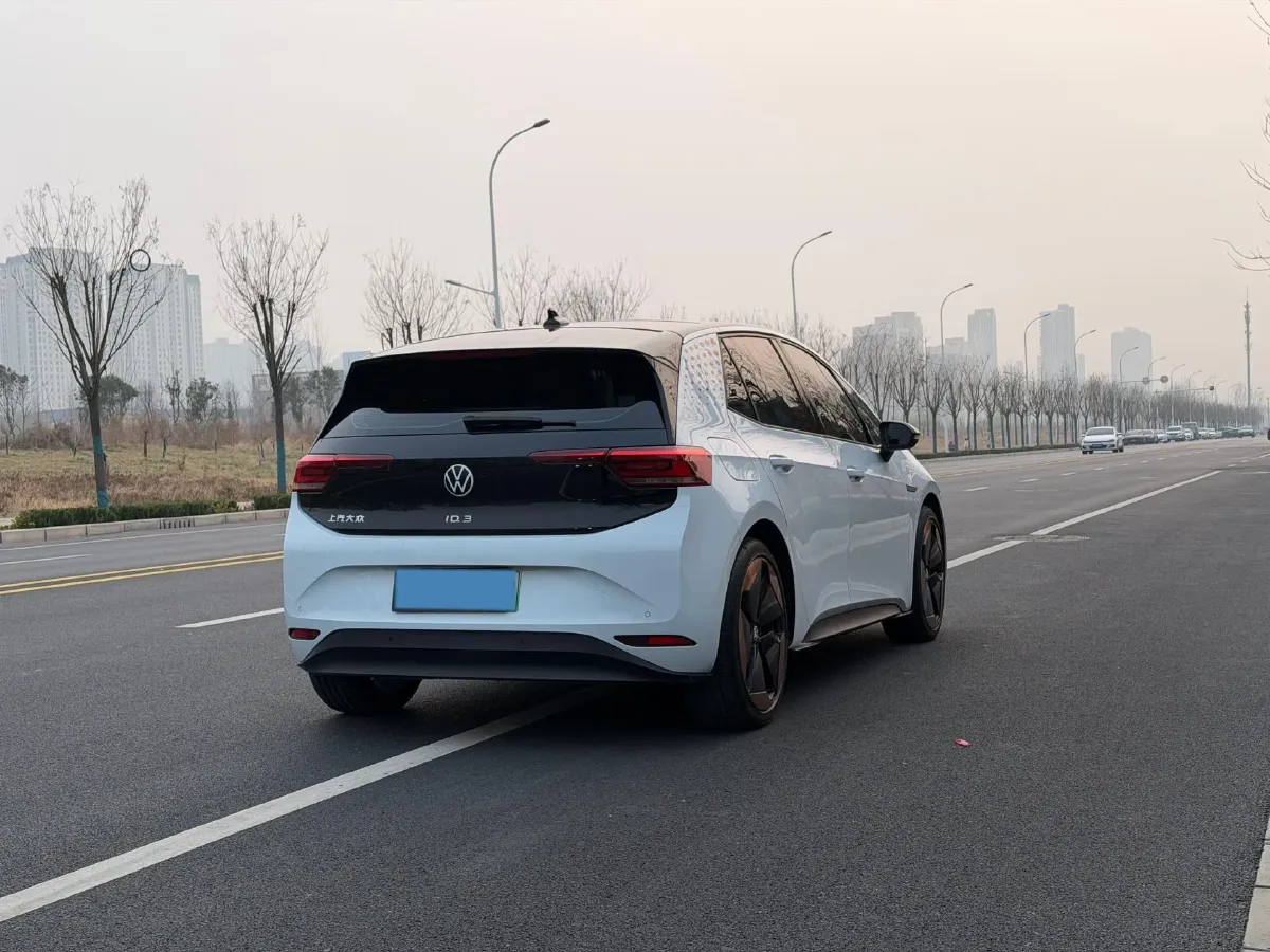 2022 Volkswagen ID.3 BEV 57.3KWH,autocango,china used car exporter,china ev exporter,chinese used car exporter,chinese used ev exporter