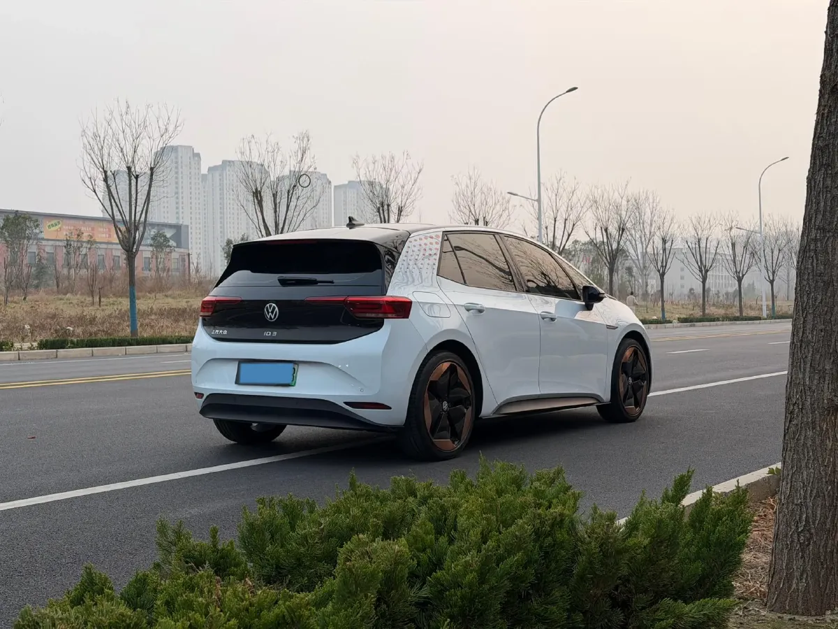 2022 Volkswagen ID.3 BEV 57.3KWH,autocango,china used car exporter,china ev exporter,chinese used car exporter,chinese used ev exporter