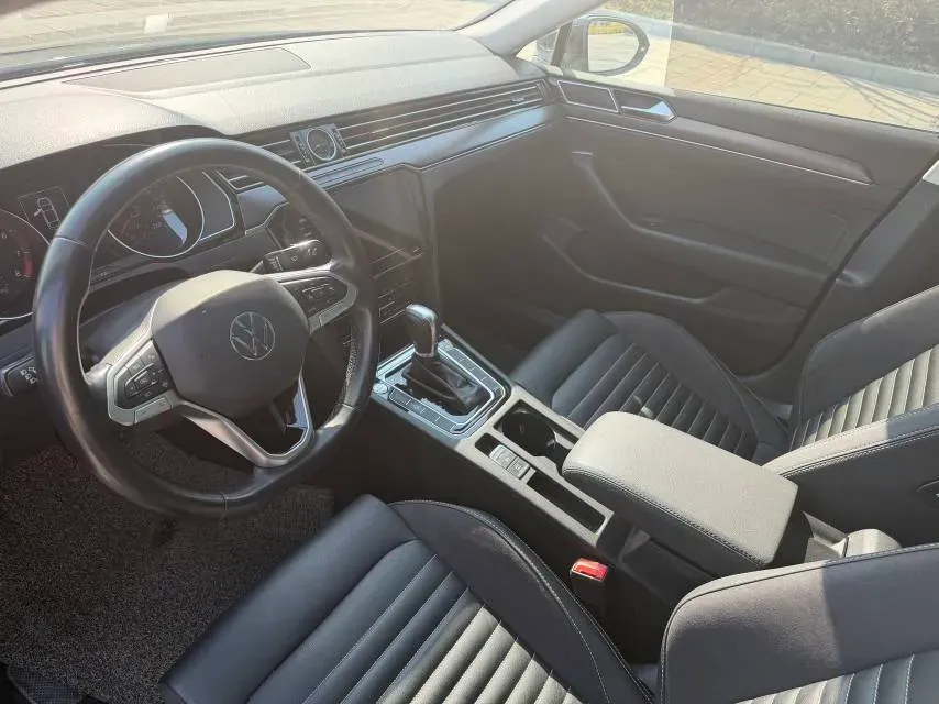 2020 Volkswagen Magotan 1.4T 150HP L4 7DCT,autocango,china used car exporter,china ev exporter,chinese used car exporter,chinese used ev exporter