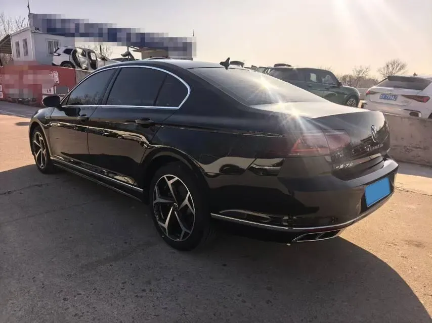 2024 Volkswagen Magotan 2.0T 186HP L4 7DCT,autocango,china used car exporter,china ev exporter,chinese used car exporter,chinese used ev exporter