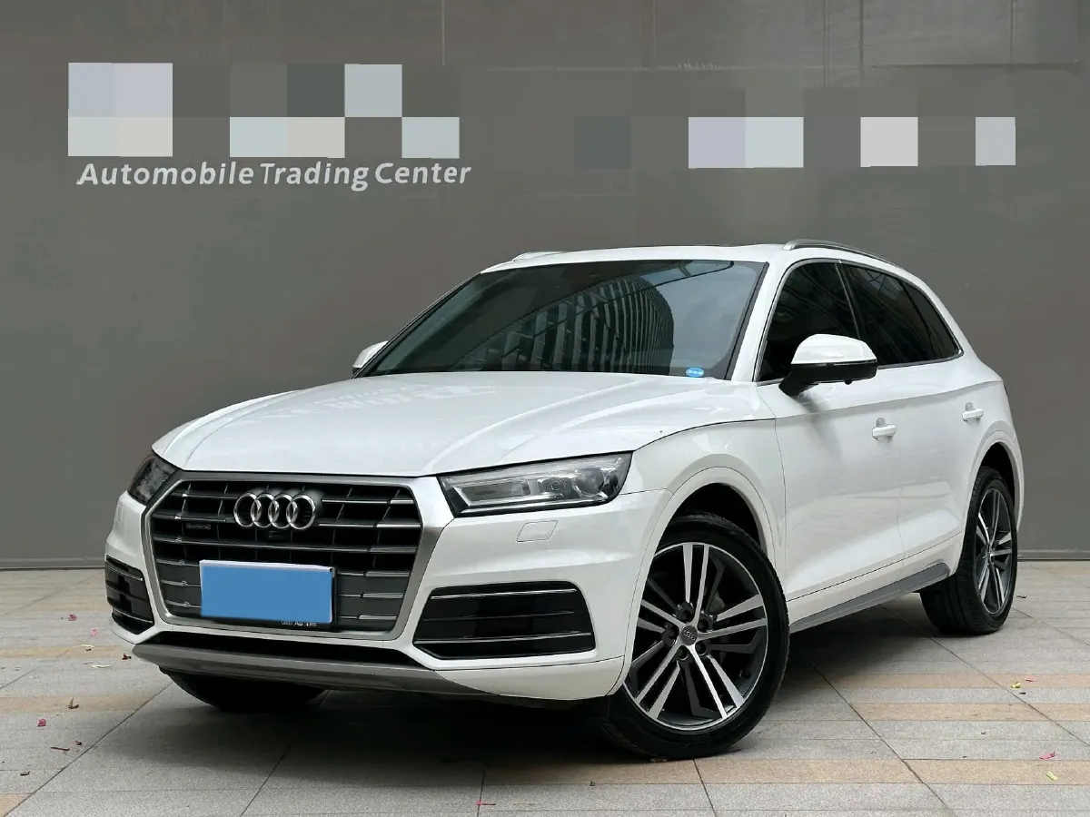 2020 Audi Q5L 2.0T 190HP L4 7DCT,autocango,china used car exporter,china ev exporter,chinese used car exporter,chinese used ev exporter