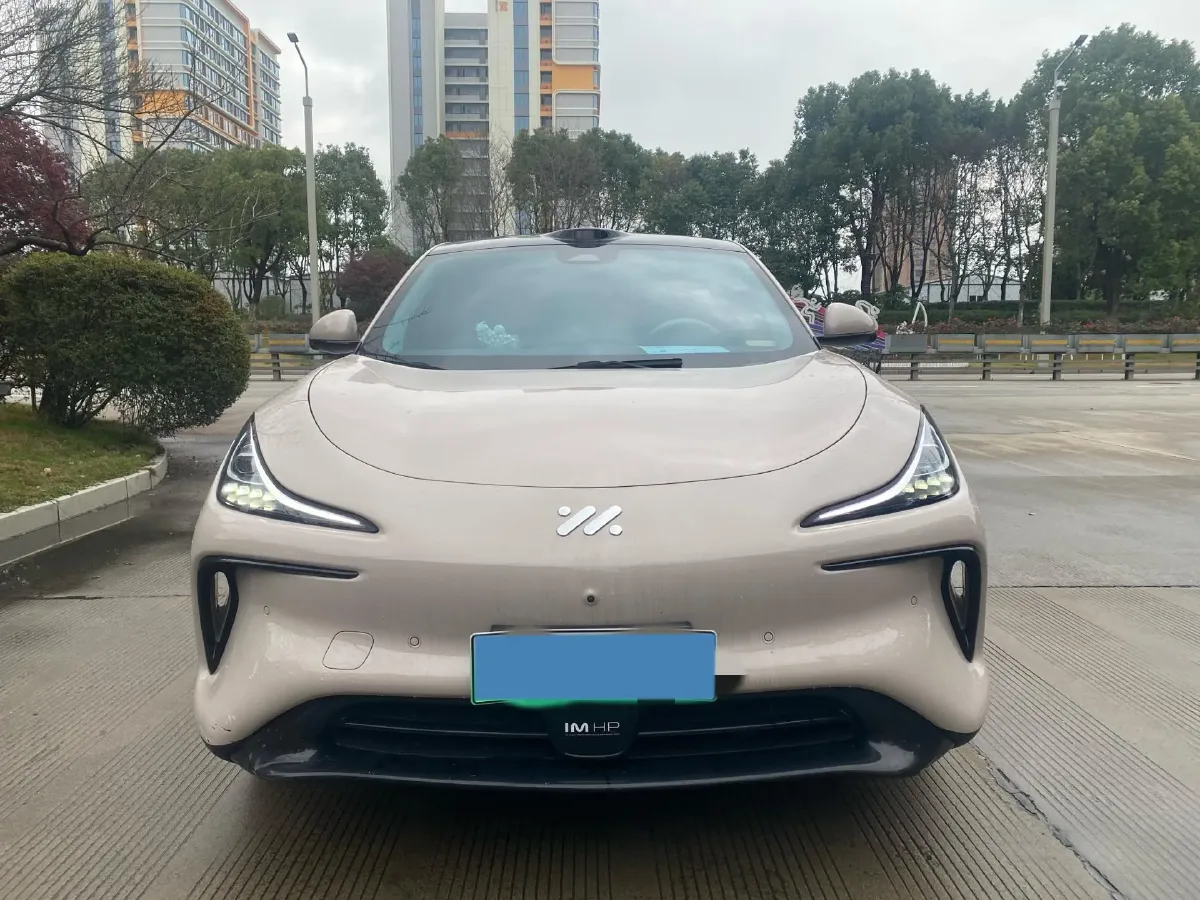 2023 IM LS6 BEV 90KWH,autocango,china used car exporter,china ev exporter,chinese used car exporter,chinese used ev exporter