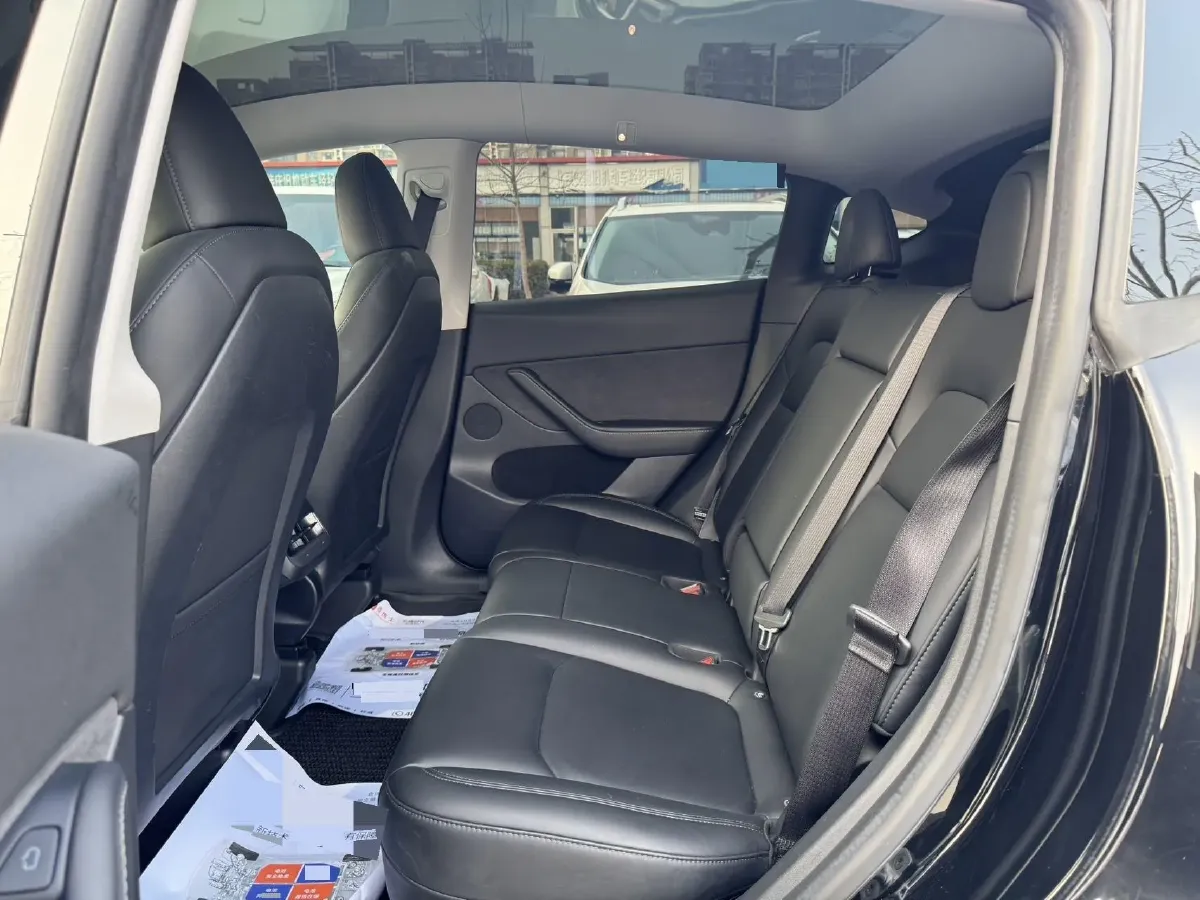 2022 Tesla Model Y BEV 60KWH,autocango,china used car exporter,china ev exporter,chinese used car exporter,chinese used ev exporter