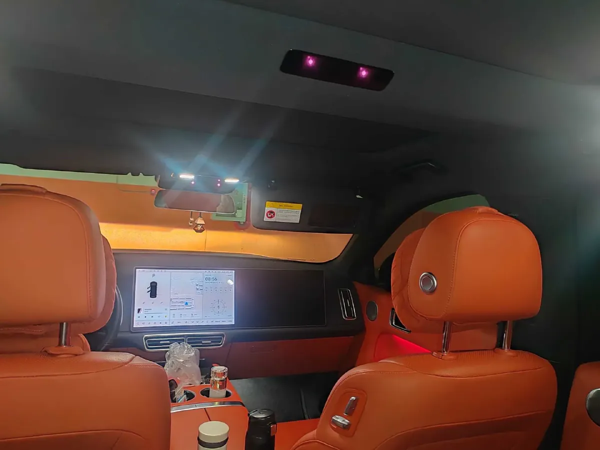 2023 Li L8 Range Extended 154HP REEV 40.9KWH,autocango,china used car exporter,china ev exporter,chinese used car exporter,chinese used ev exporter