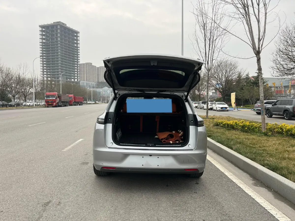2023 Li L7 Range Extended 154HP REEV 40.9KWH,autocango,china used car exporter,china ev exporter,chinese used car exporter,chinese used ev exporter