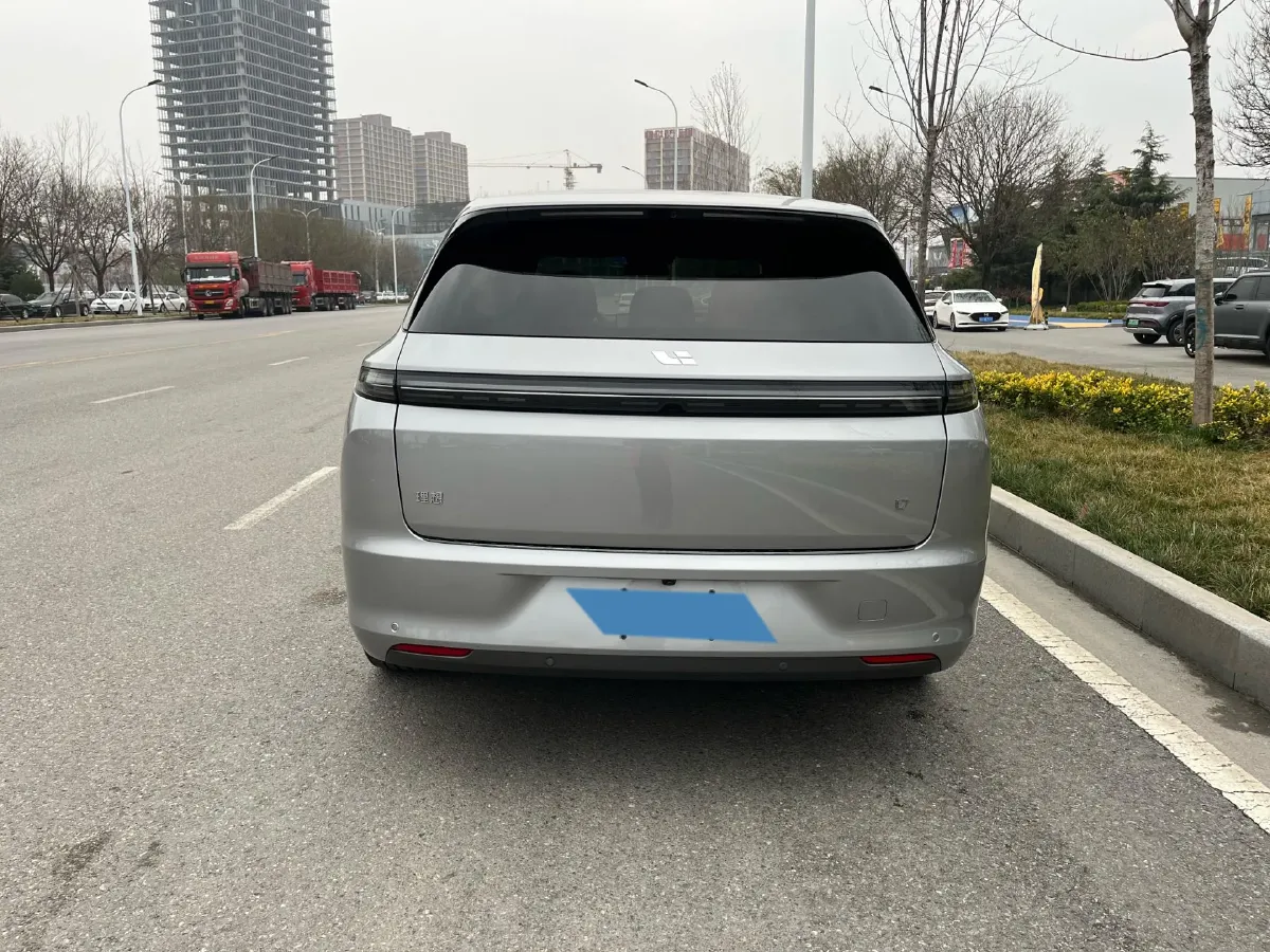 2023 Li L7 Range Extended 154HP REEV 40.9KWH,autocango,china used car exporter,china ev exporter,chinese used car exporter,chinese used ev exporter