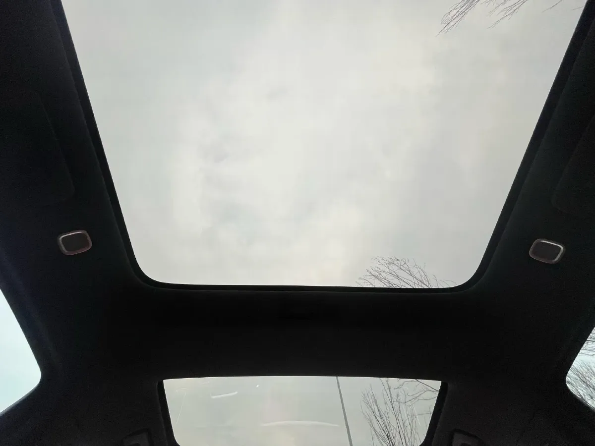 2023 Li L7 Range Extended 154HP REEV 40.9KWH,autocango,china used car exporter,china ev exporter,chinese used car exporter,chinese used ev exporter