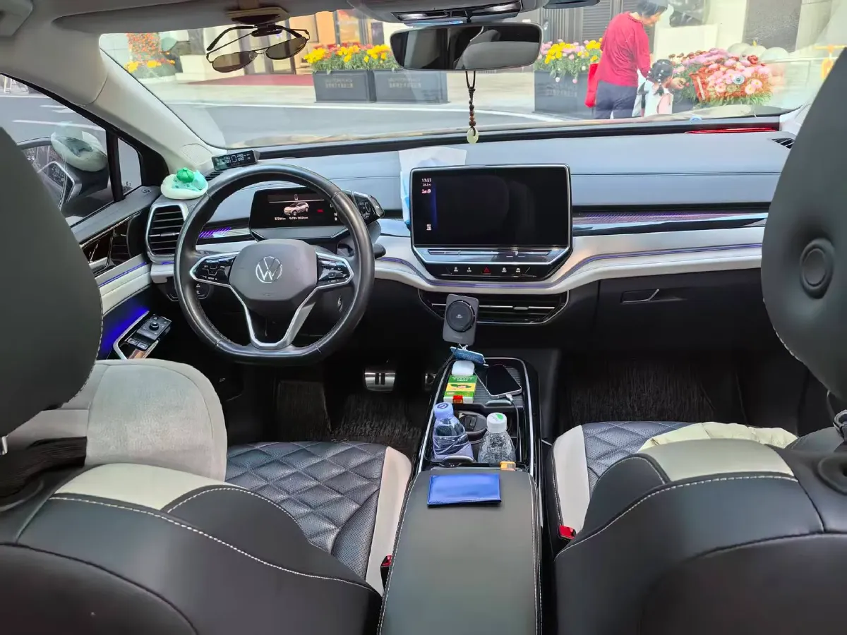 2021 Volkswagen ID.6 Crozz BEV 84.8KWH,autocango,china used car exporter,china ev exporter,chinese used car exporter,chinese used ev exporter