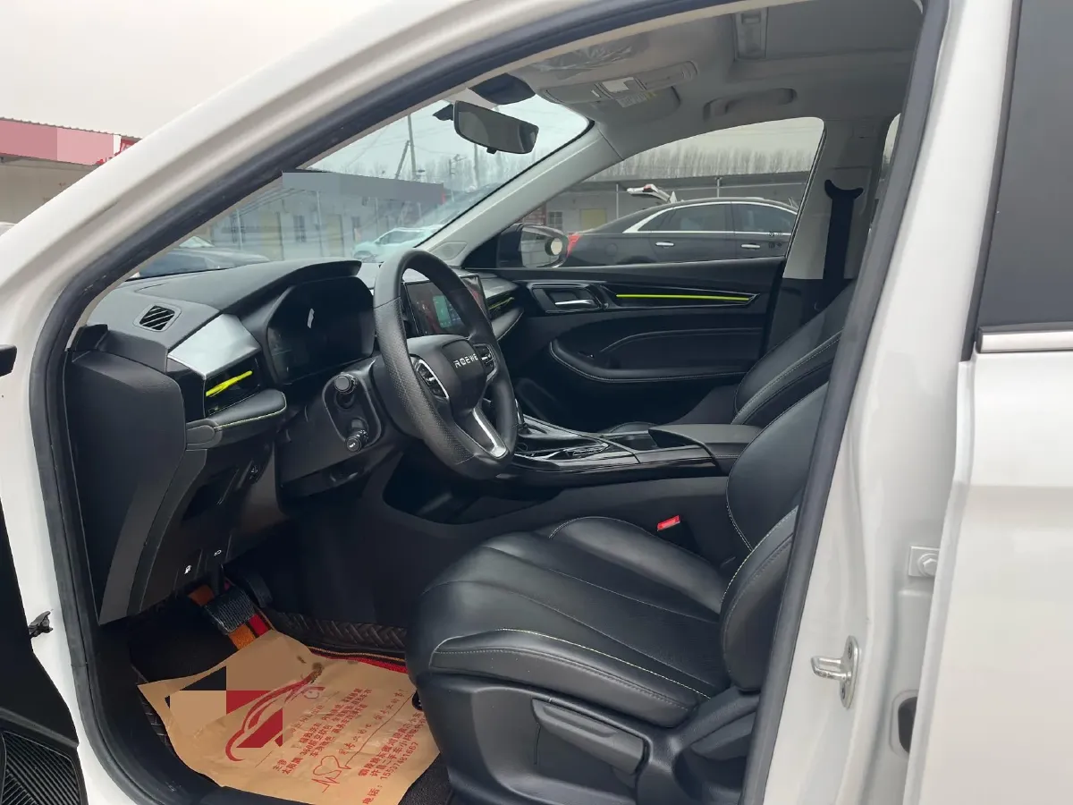 2021 Roewe i5 1.5L 120HP L4 CVT,autocango,china used car exporter,china ev exporter,chinese used car exporter,chinese used ev exporter