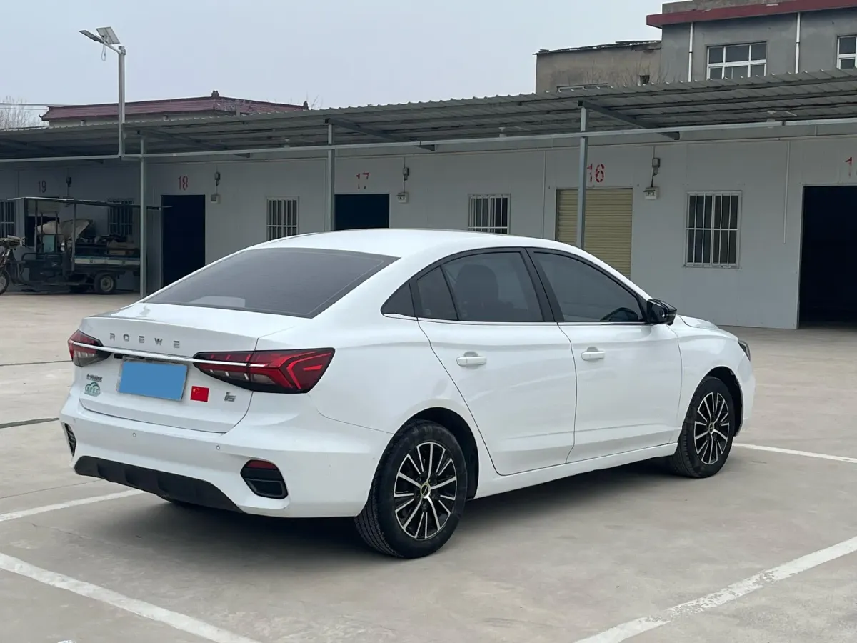 2021 Roewe i5 1.5L 120HP L4 CVT,autocango,china used car exporter,china ev exporter,chinese used car exporter,chinese used ev exporter