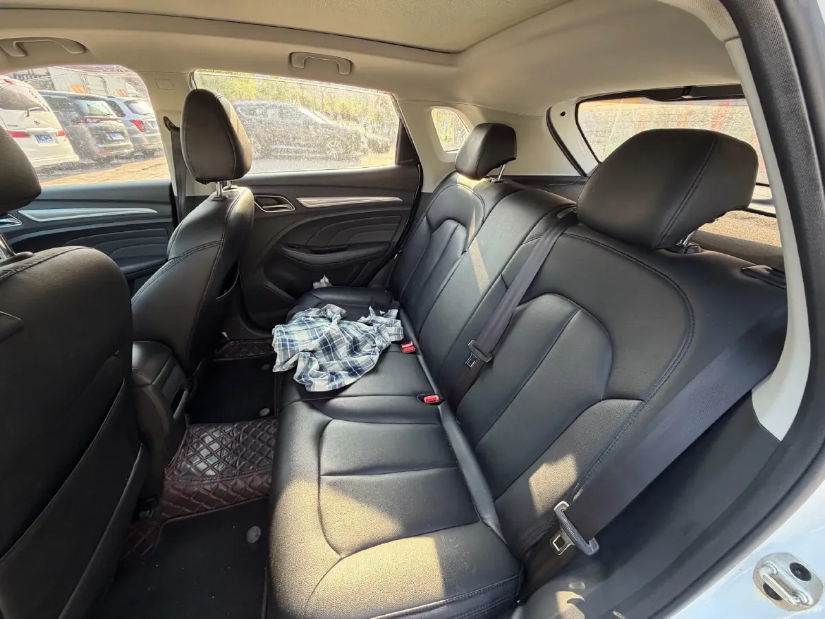 2020 Roewe RX3 1.6L 125HP L4 CVT,autocango,china used car exporter,china ev exporter,chinese used car exporter,chinese used ev exporter