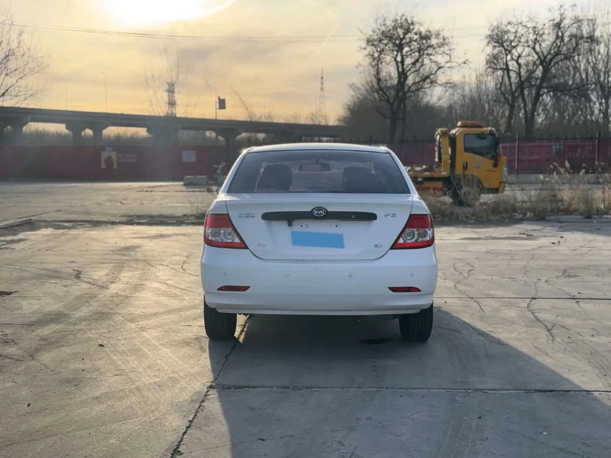 2018 BYD F3 1.5L 109HP L4 5MT,autocango,china used car exporter,china ev exporter,chinese used car exporter,chinese used ev exporter