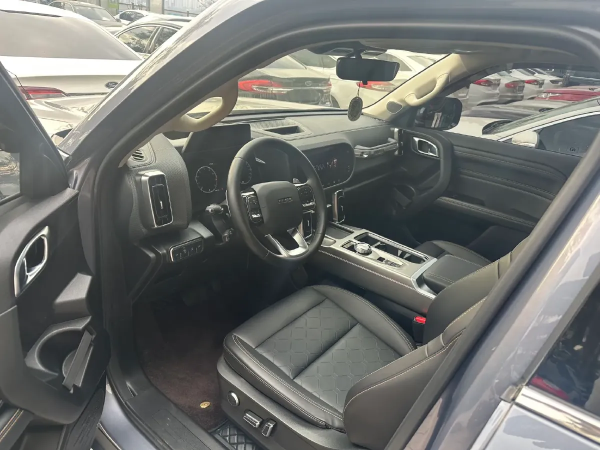 2024 Haval H6 2.0T 238HP L4 9DCT,autocango,china used car exporter,china ev exporter,chinese used car exporter,chinese used ev exporter