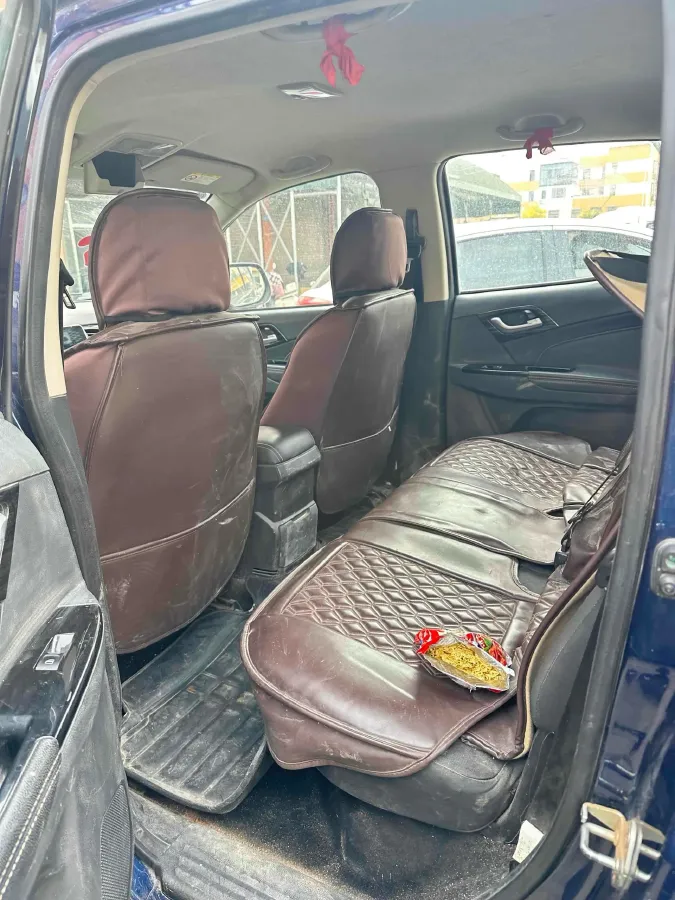 2019 Isuzu LingTuo 2.5T 129HP L4 6AT,autocango,china used car exporter,china ev exporter,chinese used car exporter,chinese used ev exporter
