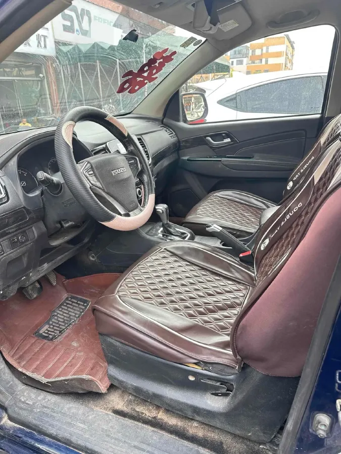 2019 Isuzu LingTuo 2.5T 129HP L4 6AT,autocango,china used car exporter,china ev exporter,chinese used car exporter,chinese used ev exporter