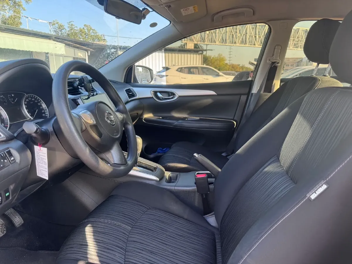 2022 Nissan Sylphy 1.6L 122HP L4 CVT,autocango,china used car exporter,china ev exporter,chinese used car exporter,chinese used ev exporter