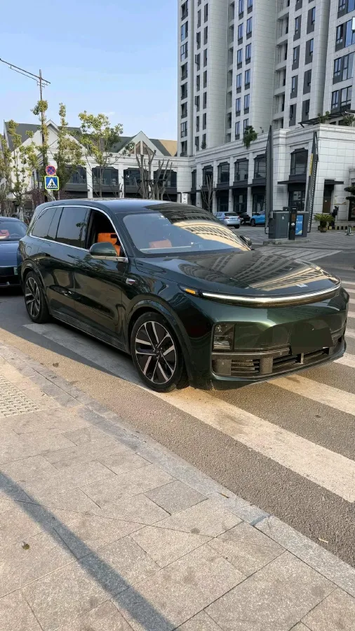 2023 Li L9 Range Extended 154HP REEV 42.6KWH,autocango,china used car exporter,china ev exporter,chinese used car exporter,chinese used ev exporter