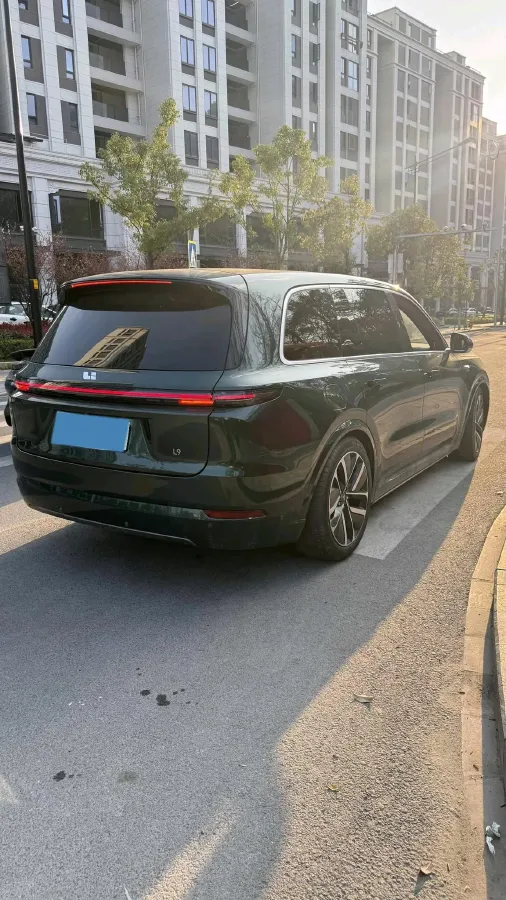 2023 Li L9 Range Extended 154HP REEV 42.6KWH,autocango,china used car exporter,china ev exporter,chinese used car exporter,chinese used ev exporter
