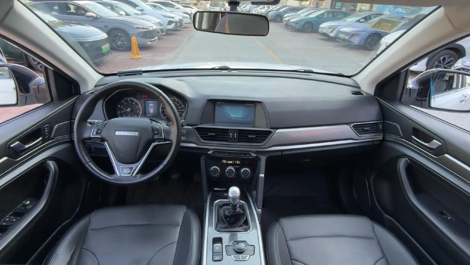 2018 Haval H6 1.5T 150HP L4 6MT,autocango,china used car exporter,china ev exporter,chinese used car exporter,chinese used ev exporter