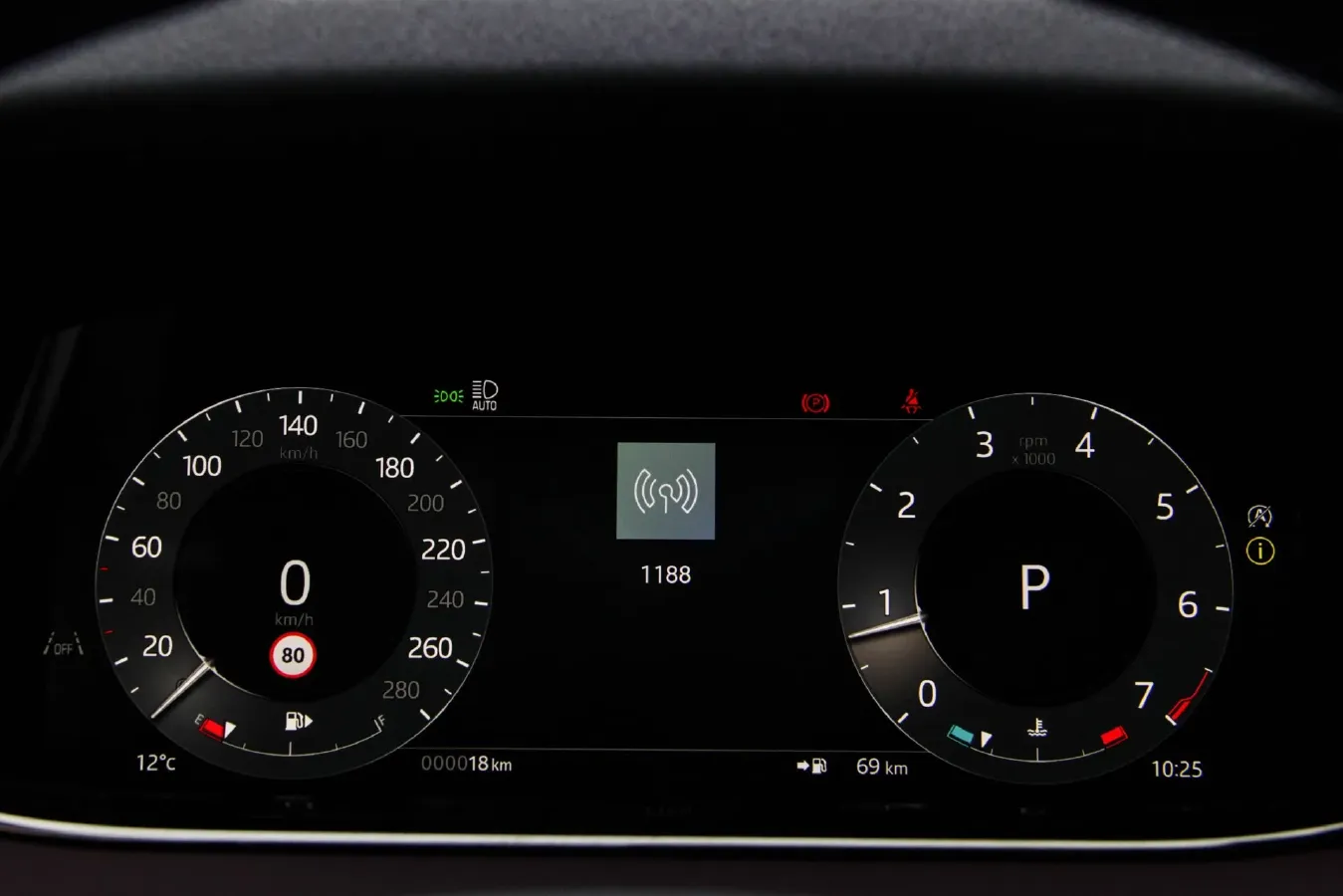 2024 Land Rover Range Rover Evoque 2.0T 249HP L4 9AT,autocango,china used car exporter,china ev exporter,chinese used car exporter,chinese used ev exporter