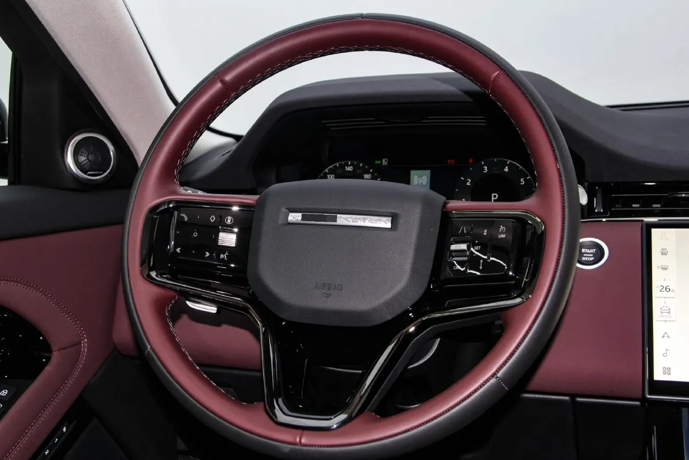 2024 Land Rover Range Rover Evoque 2.0T 249HP L4 9AT,autocango,china used car exporter,china ev exporter,chinese used car exporter,chinese used ev exporter