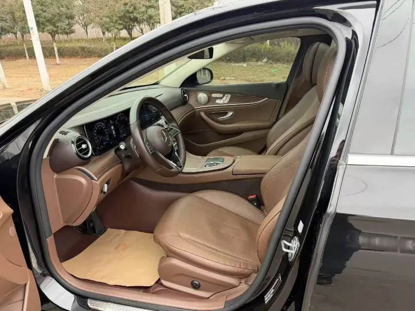 2023 Mercedes-Benz E Class 2.0T 258HP L4 9AT,autocango,china used car exporter,china ev exporter,chinese used car exporter,chinese used ev exporter