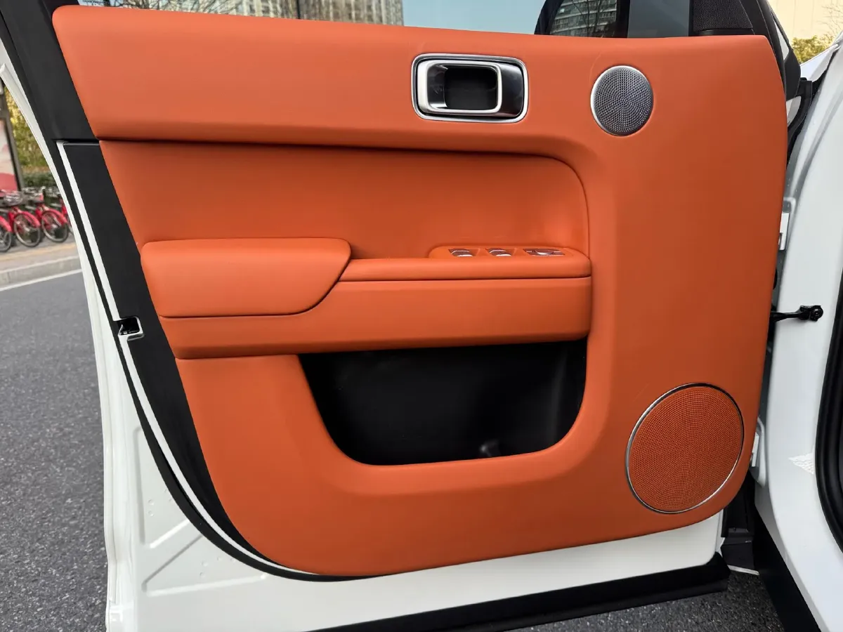 2023 Li L7 Range Extended 154HP REEV 40.9KWH,autocango,china used car exporter,china ev exporter,chinese used car exporter,chinese used ev exporter