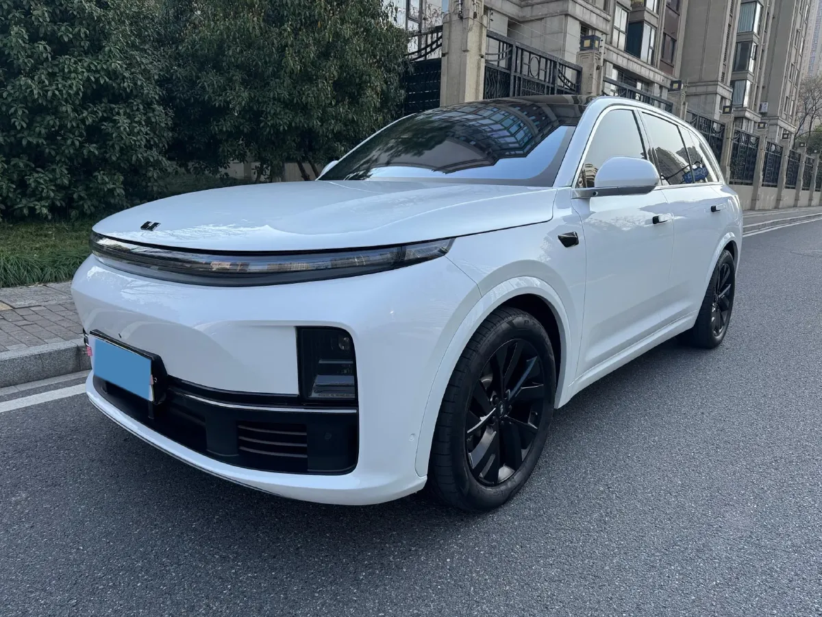 2023 Li L7 Range Extended 154HP REEV 40.9KWH,autocango,china used car exporter,china ev exporter,chinese used car exporter,chinese used ev exporter