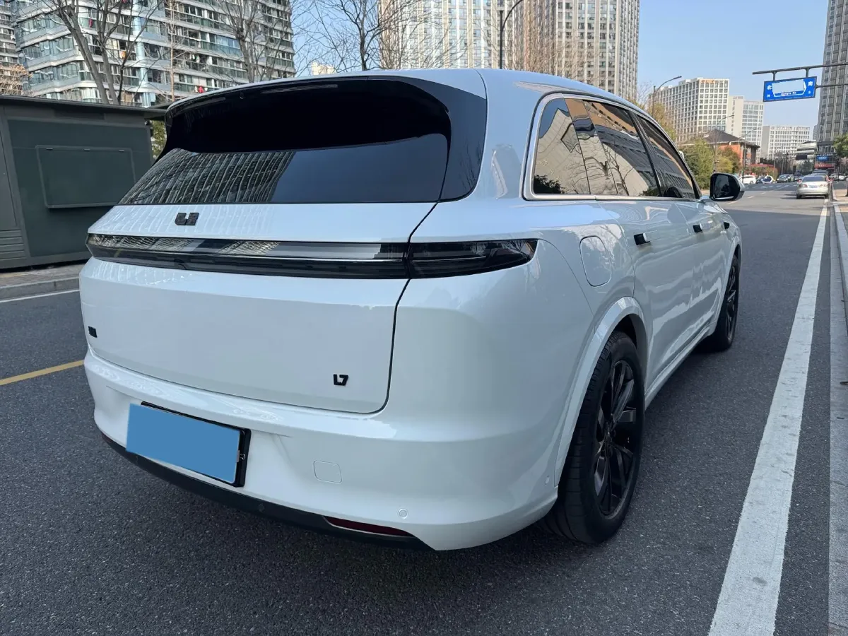 2023 Li L7 Range Extended 154HP REEV 40.9KWH,autocango,china used car exporter,china ev exporter,chinese used car exporter,chinese used ev exporter
