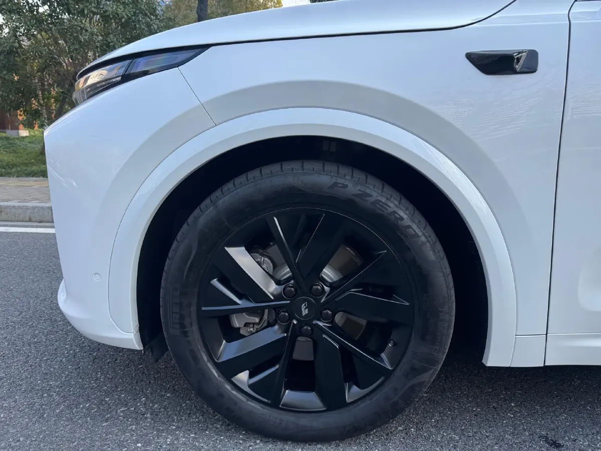 2023 Li L7 Range Extended 154HP REEV 40.9KWH,autocango,china used car exporter,china ev exporter,chinese used car exporter,chinese used ev exporter