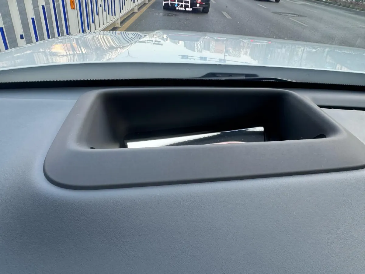 2023 Li L7 Range Extended 154HP REEV 40.9KWH,autocango,china used car exporter,china ev exporter,chinese used car exporter,chinese used ev exporter