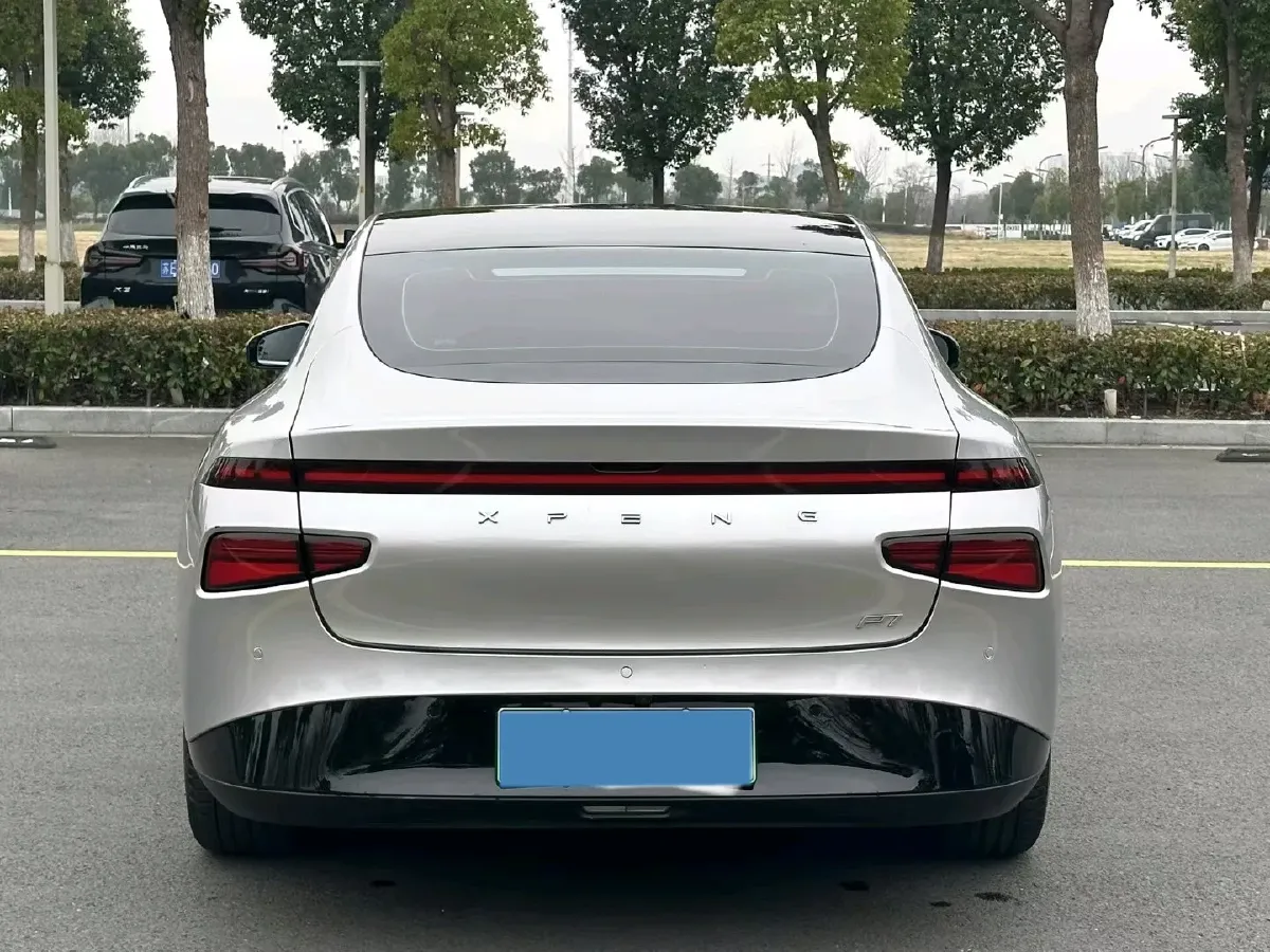 2023 Xpeng P7 BEV 86.2KWH,autocango,china used car exporter,china ev exporter,chinese used car exporter,chinese used ev exporter