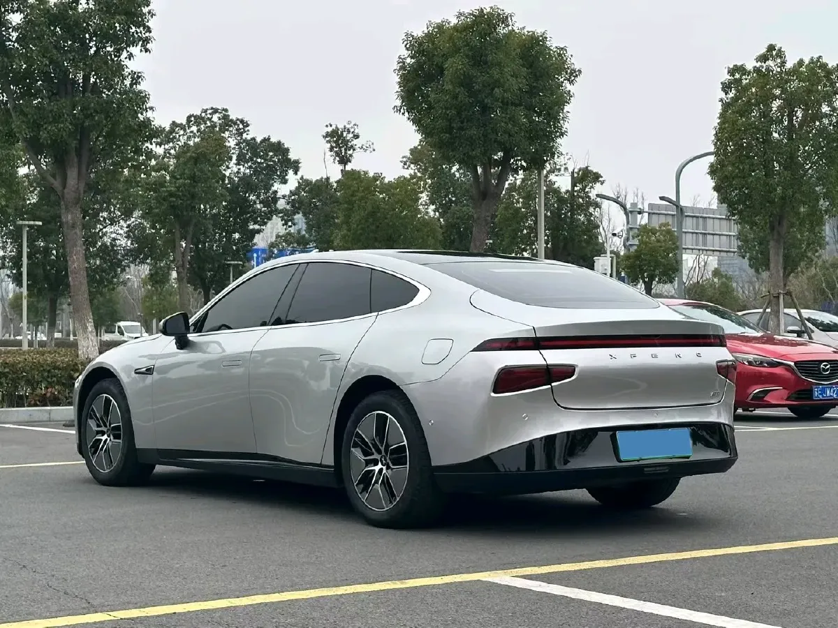 2023 Xpeng P7 BEV 86.2KWH,autocango,china used car exporter,china ev exporter,chinese used car exporter,chinese used ev exporter