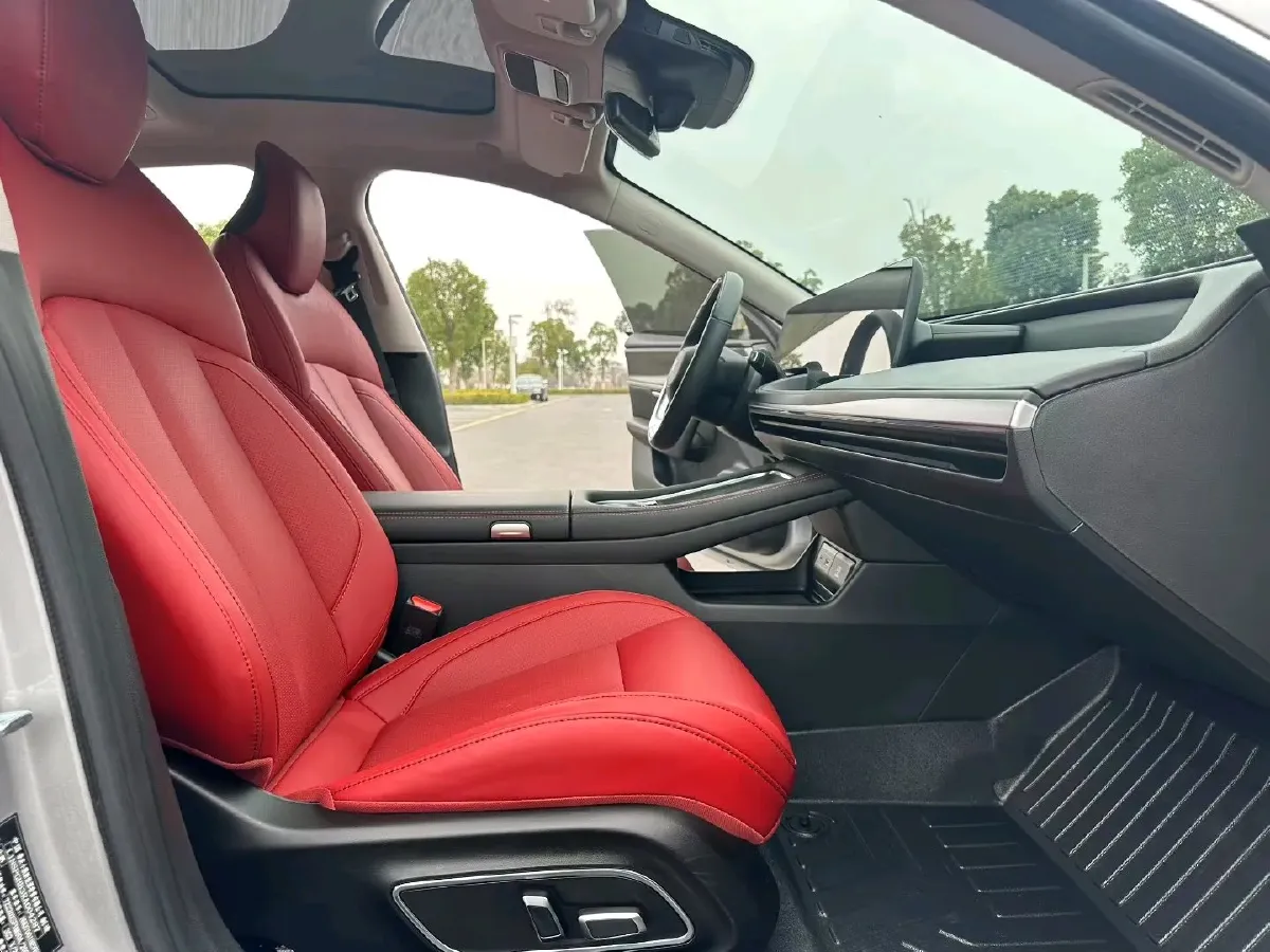 2023 Xpeng P7 BEV 86.2KWH,autocango,china used car exporter,china ev exporter,chinese used car exporter,chinese used ev exporter