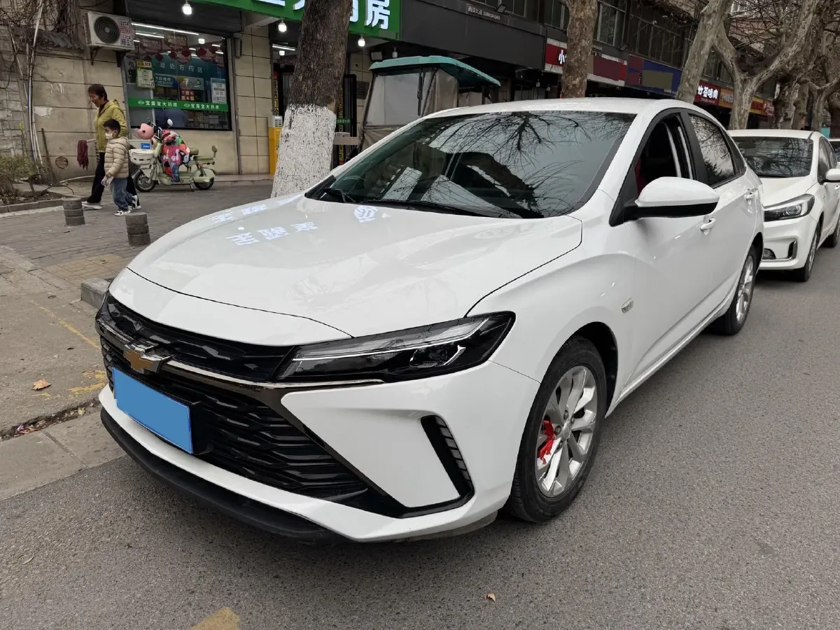 2023 Chevrolet Monza 1.5L 113HP L4 6DCT,autocango,china used car exporter,china ev exporter,chinese used car exporter,chinese used ev exporter