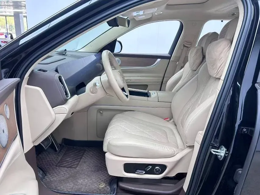 2024 AITO AITO M9 1.5T 152HP L4 REEV 42KWH,autocango,china used car exporter,china ev exporter,chinese used car exporter,chinese used ev exporter