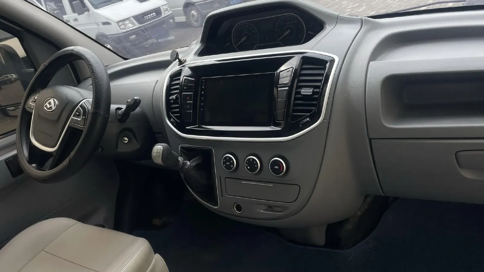 2023 DongFeng DFAC YuFeng 2.0T 136HP L4 6MT,autocango,china used car exporter,china ev exporter,chinese used car exporter,chinese used ev exporter