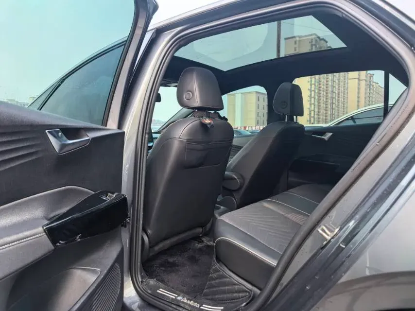 2023 Volkswagen ID.3 BEV 52.8KWH,autocango,china used car exporter,china ev exporter,chinese used car exporter,chinese used ev exporter