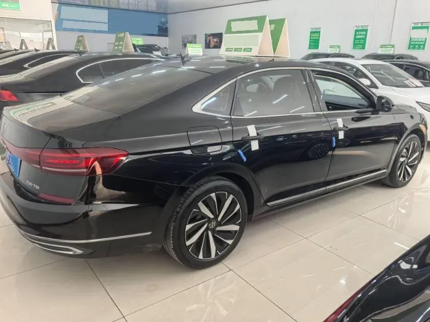 2024 Volkswagen Passat 2.0T 186HP L4 7DCT,autocango,china used car exporter,china ev exporter,chinese used car exporter,chinese used ev exporter
