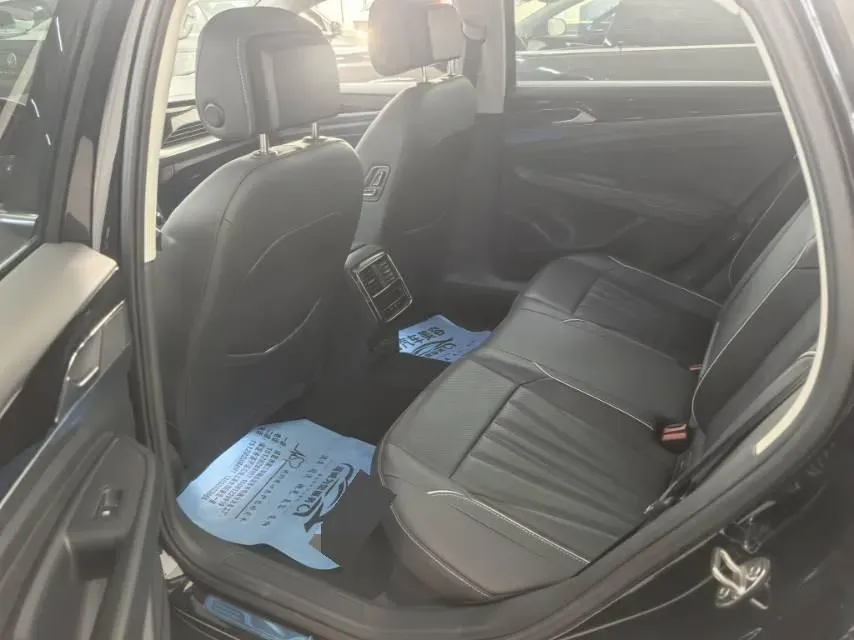 2024 Volkswagen Passat 2.0T 186HP L4 7DCT,autocango,china used car exporter,china ev exporter,chinese used car exporter,chinese used ev exporter