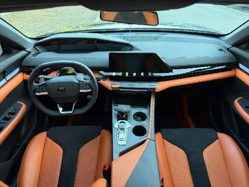 2023 ChangAn UNI-V 1.5T 188HP L4 7DCT,autocango,china used car exporter,china ev exporter,chinese used car exporter,chinese used ev exporter