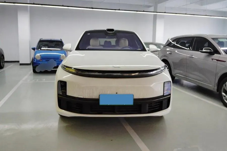 2024 Li L8 Range Extended 154HP REEV 42.8KWH,autocango,china used car exporter,china ev exporter,chinese used car exporter,chinese used ev exporter