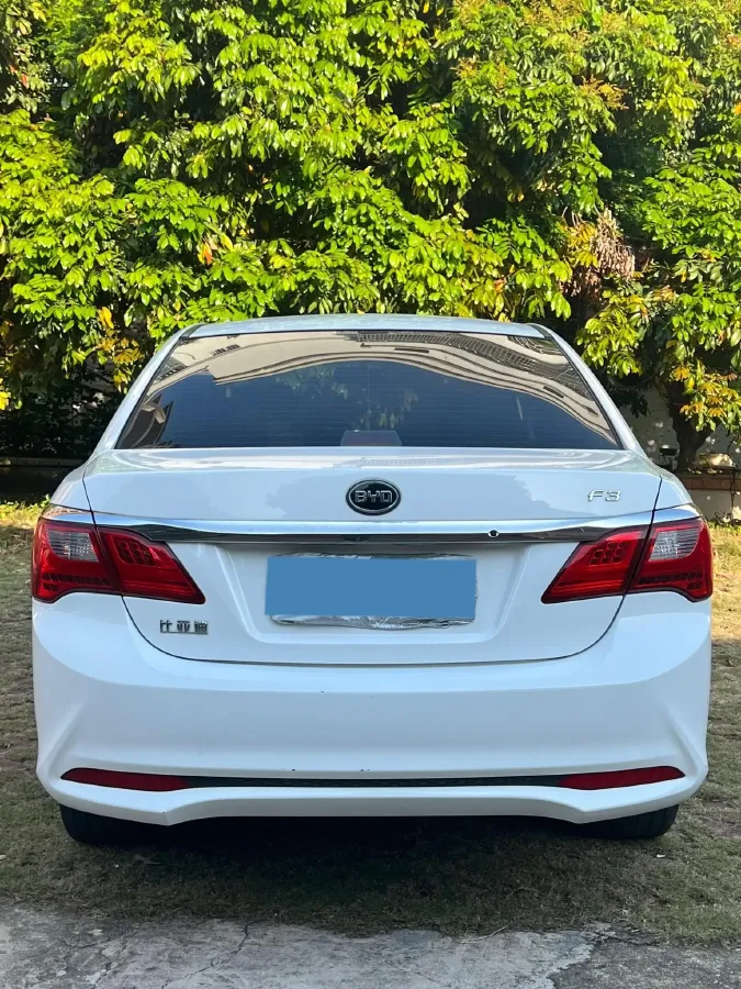 2020 BYD F3 1.5L 109HP L4 5MT,autocango,china used car exporter,china ev exporter,chinese used car exporter,chinese used ev exporter