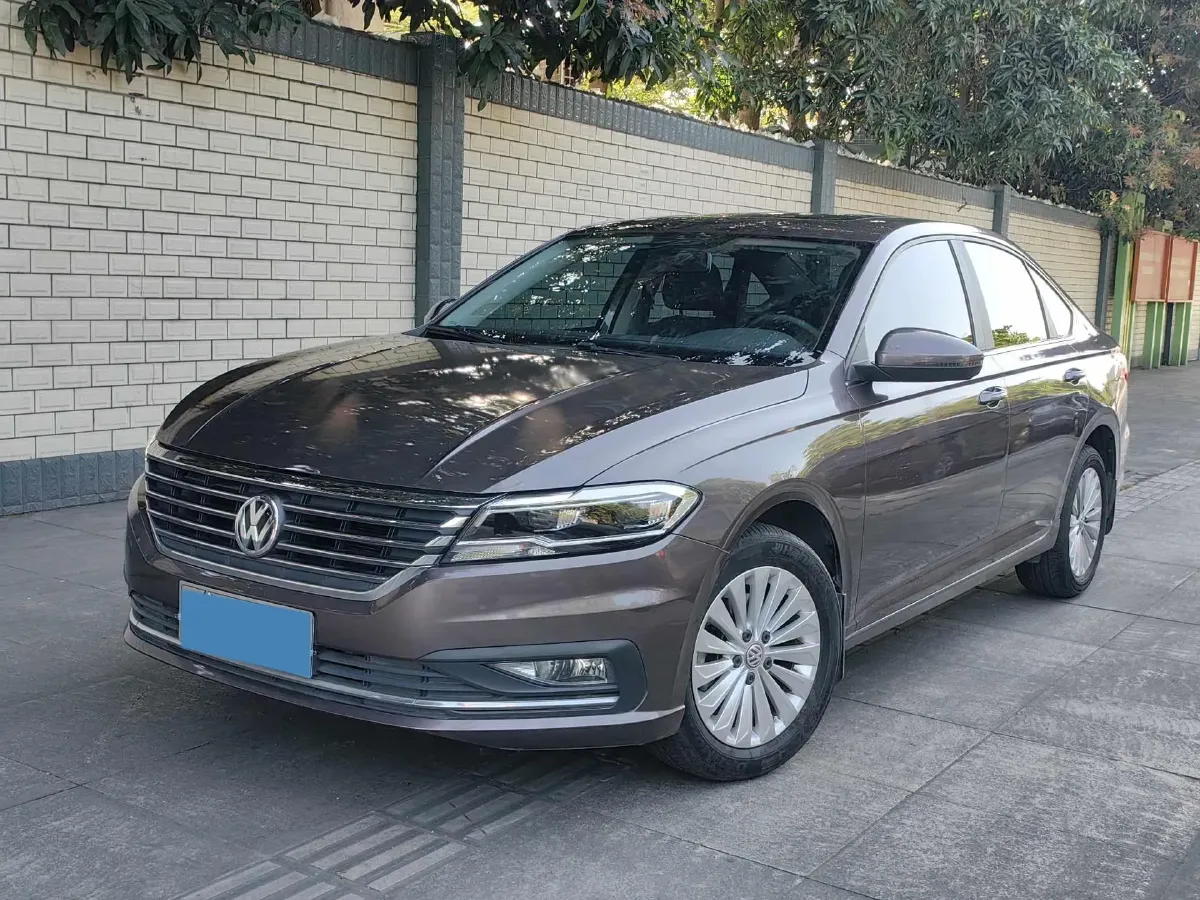 2018 Skoda Karoq 1.4T 150HP L4 7DCT,autocango,china used car exporter,china ev exporter,chinese used car exporter,chinese used ev exporter