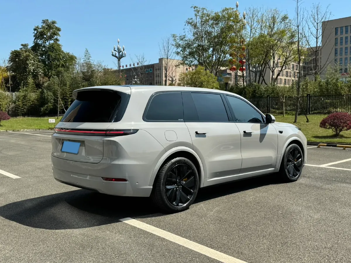 2022 Li L9 Range Extended 154HP REEV 42.6KWH,autocango,china used car exporter,china ev exporter,chinese used car exporter,chinese used ev exporter