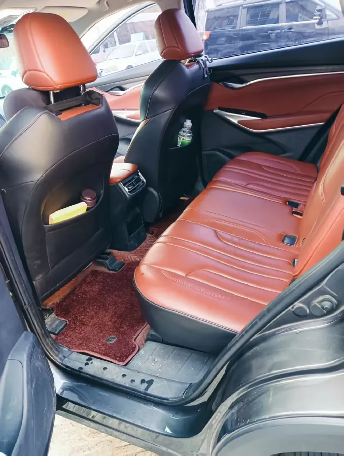 2021 ChangAn CS75 Plus 1.5T 178HP L4 6AT,autocango,china used car exporter,china ev exporter,chinese used car exporter,chinese used ev exporter